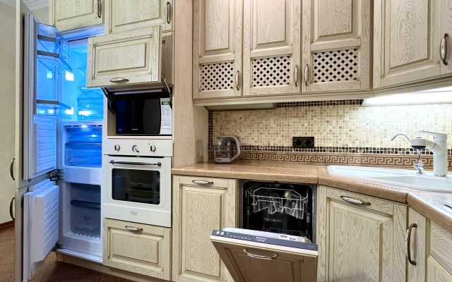 3-komnatnaya Premium Klassa Yarapartments na Sovetskoy 21 Flat