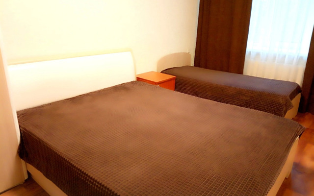 Апартаменты на Гафиатуллина 45-99