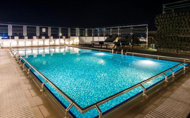 Platinum Grand Hotel