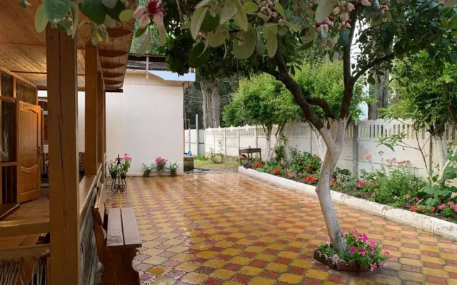 Guest house Granat