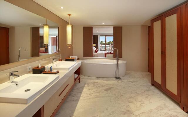 The Bandha Hotel & Suites