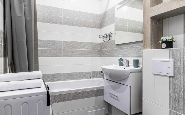 Uyutnaya ryadom s goroy Uktus Flat
