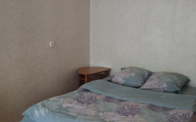 Na Ploshadi Pobedy Flat