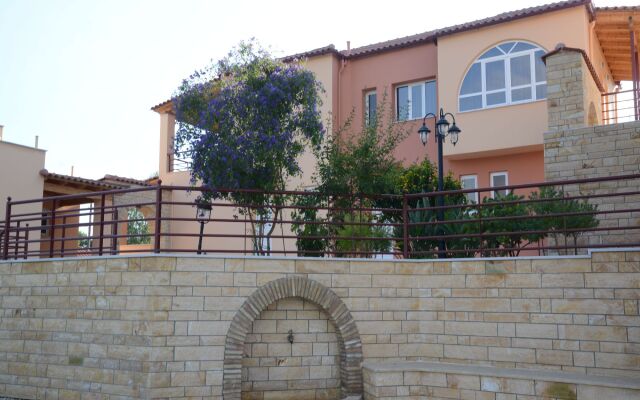 Marias Filoxenia Suites Apart-Hotel