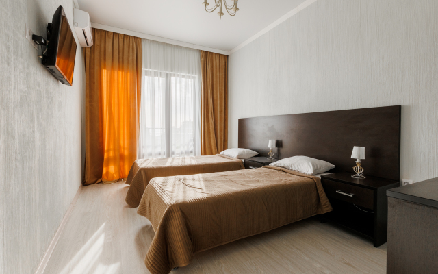Paradajz Hotel