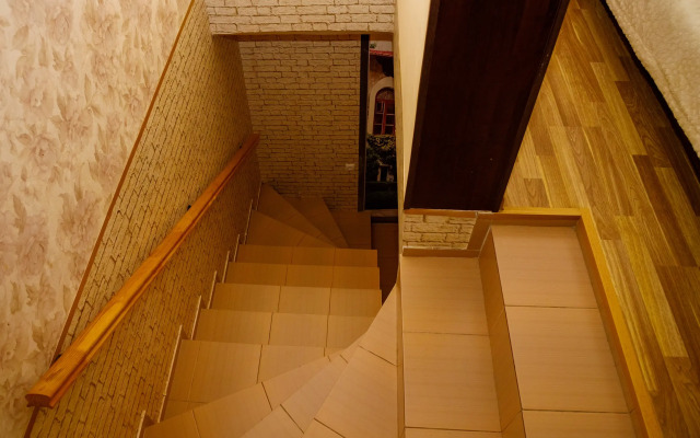 Dvukhurovnevye Ryadom S Parkom Apartments
