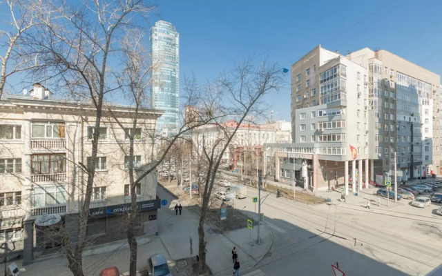 Студия Этажидейли возле Высоцкого