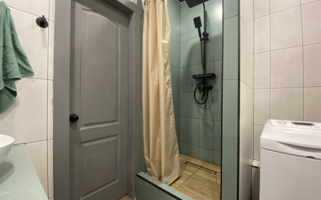 Студия в центре около УдГУ, стадиона Зенит, Арена