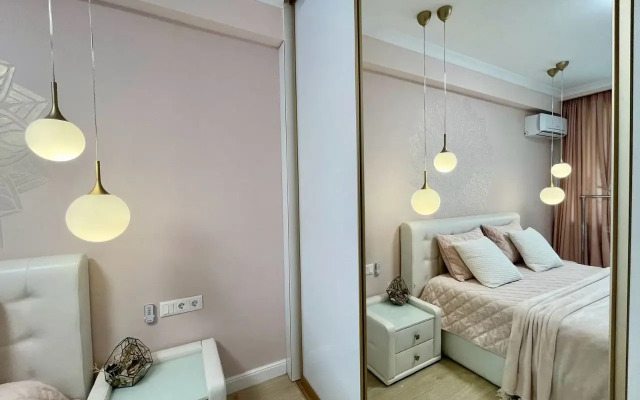 S Sovremennym Dizaynom Flat