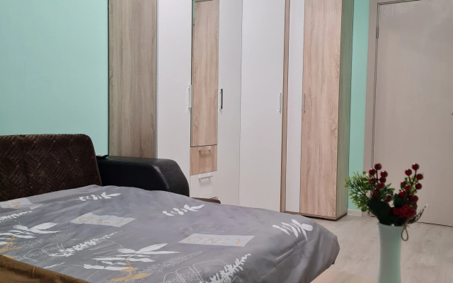 43 Zhk Zelyonaya Vertikal Flat