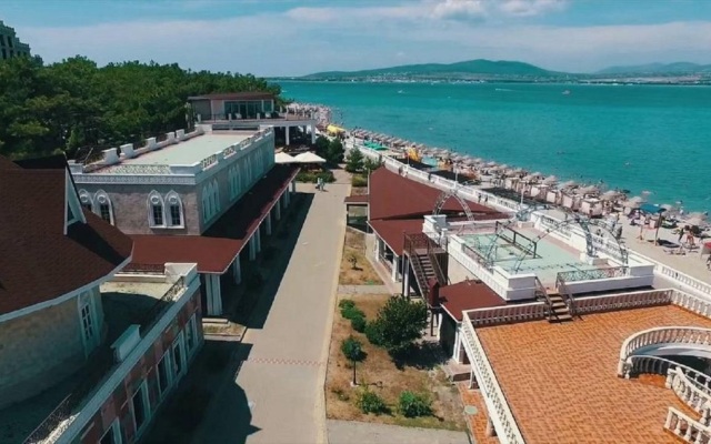 Nautilus Apartments with balcony