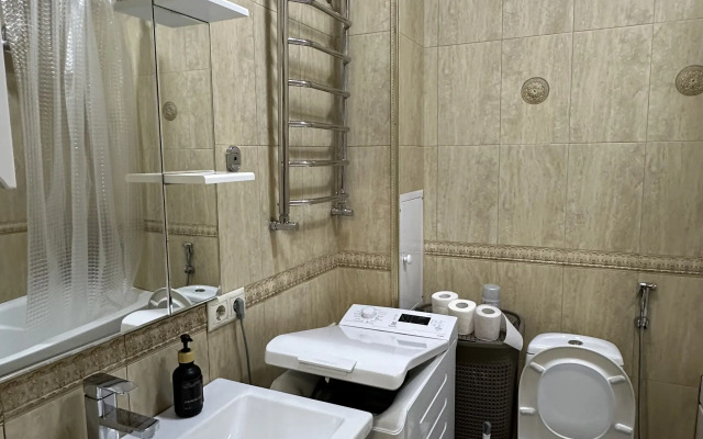 V Tsentre Goroda Flat