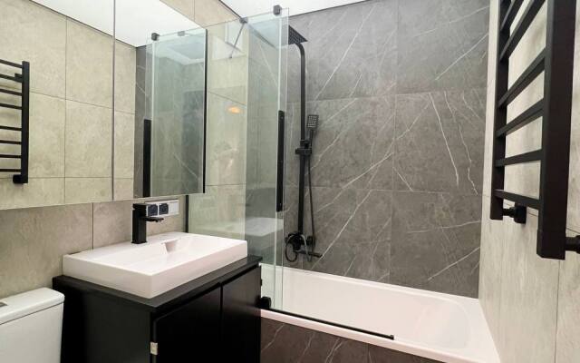 Apartamenty Silver Ot Cityrent s vidom na ploshad