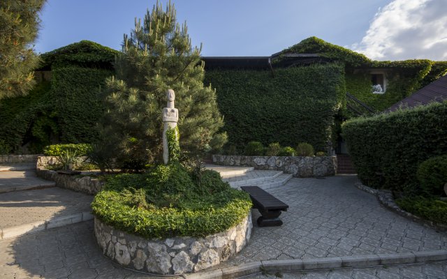 Smerekova Hata Kryim Hotel