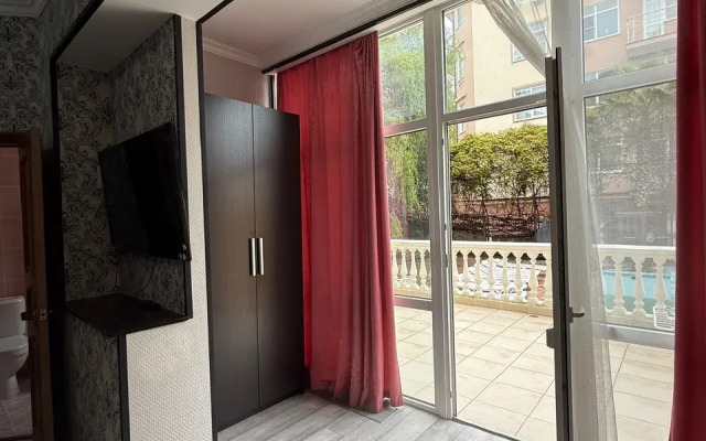 Medovaya Guest House