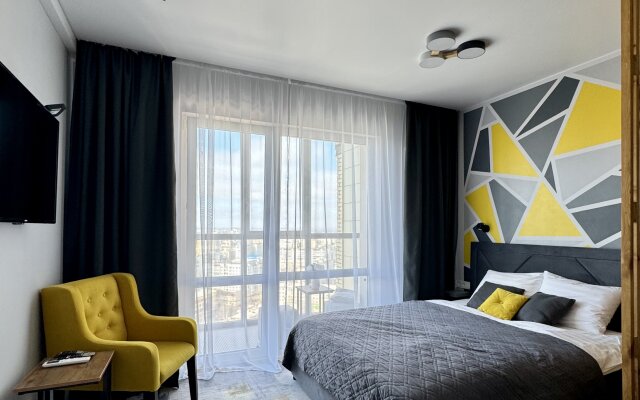 Апартаменты Желтая Студия с панорамным окном