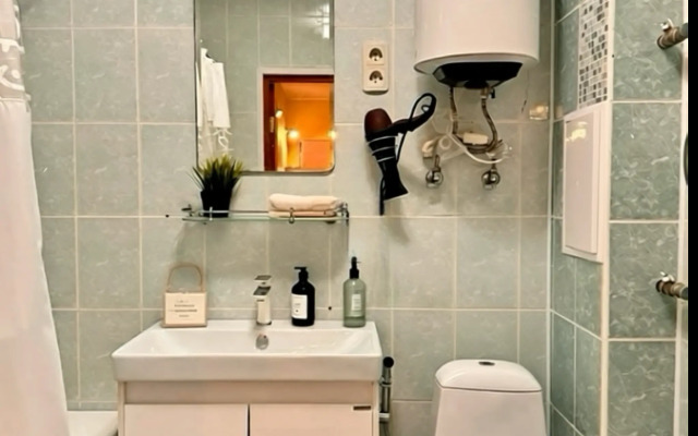 Квартира KliuchnikOFF просторная для командировочных 10 мин до ЖД