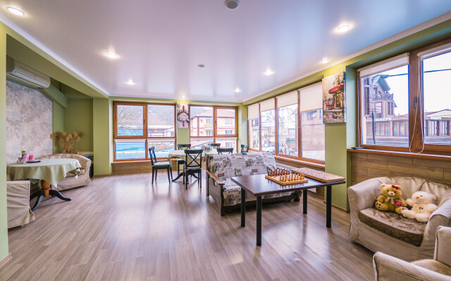 Argo Hotel