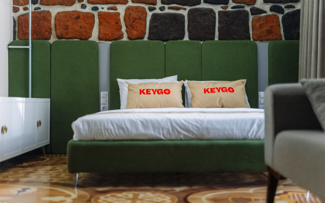 KeyGo #0032, 1 Bedroom, Balcony, City Center Apartments