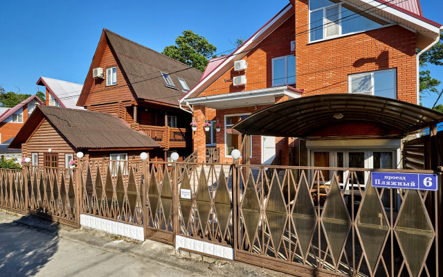Solnechny Guest house