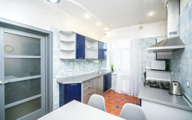 3-bedroom on Karl Marx 25 Center Apartments