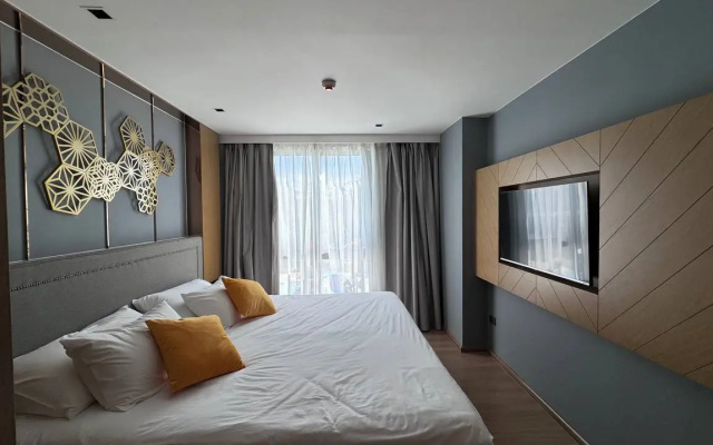 Квартира La Vita Rawai 1 Bdr Roof Pool