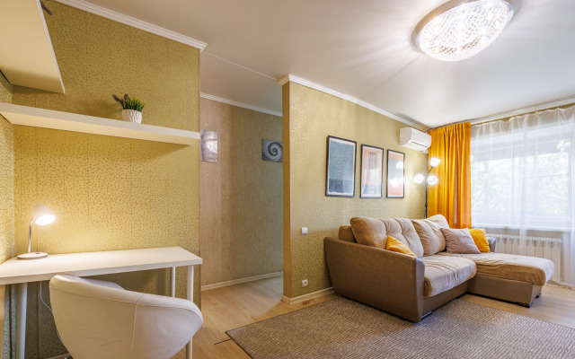 Kvartira Dvukhkomnatnaya Na Fridrikha Engelsa Apartments