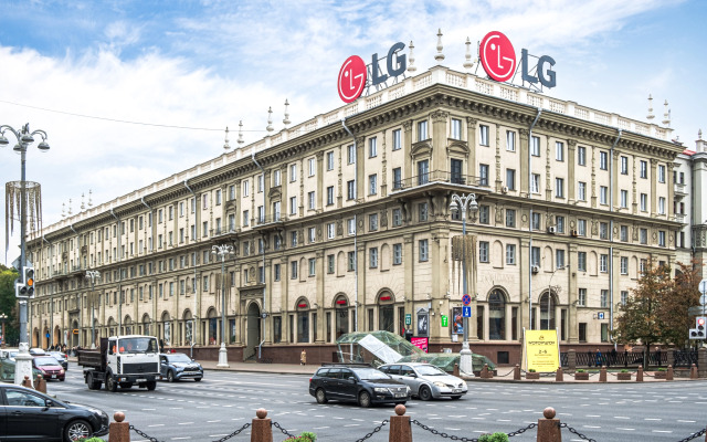 S Vidom Na Oktyabryskoy Ploschadi Apartments