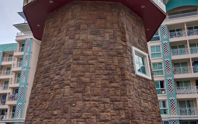 Grande Caribbean Condo Apartments