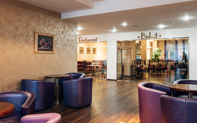 Azimut Park Hotel& SPA Repino