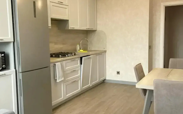 Kvartira na Ulice Kollektivnaa 11