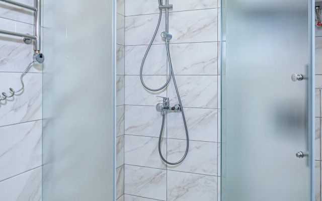 Studiya Lenina 298V Apartments