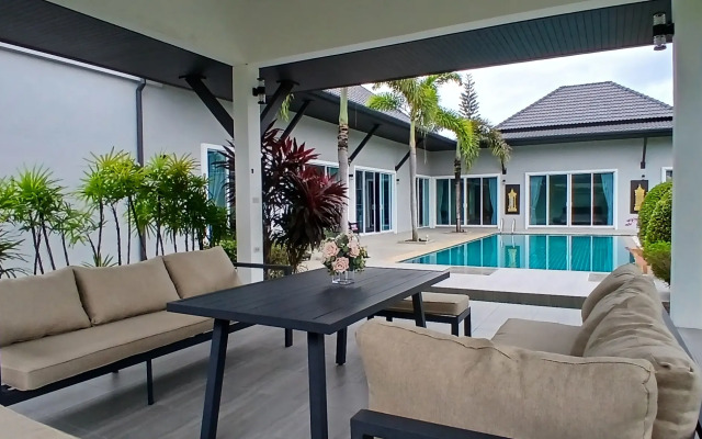 Bua Sawan Villa