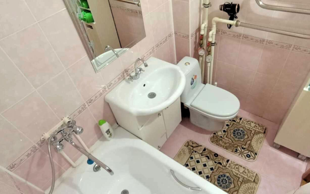 Апартаменты на улице Адоратского 6