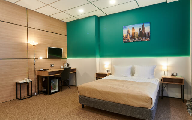 Urban Hotel