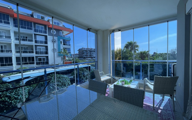 Апартаменты у моря 320 м с балконом