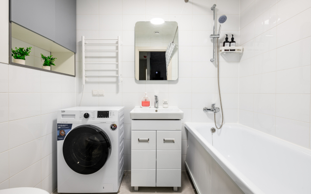 Vidovaya svezhaya odnushka dlya 4 gostey na Maloy Ochakovskoy Flat