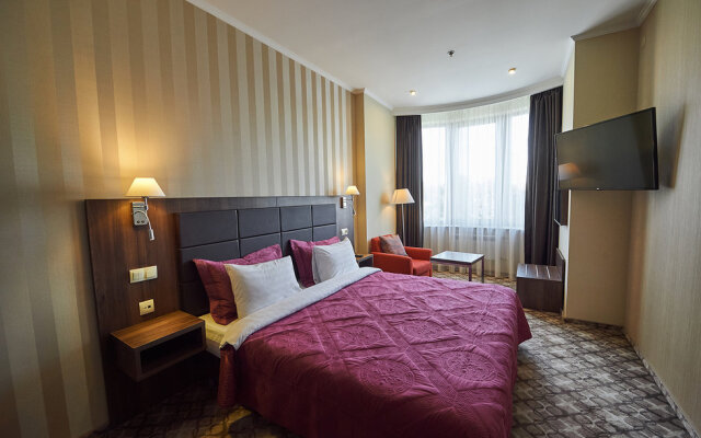 Отель Ramada by Wyndham Rostov-on-Don Hotel & SPA