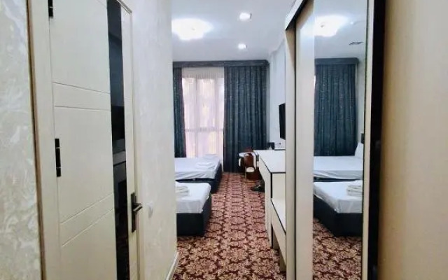 Отель Almir Avenue