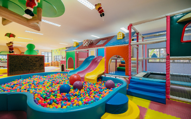 Rawayana West Villas and Kids Park