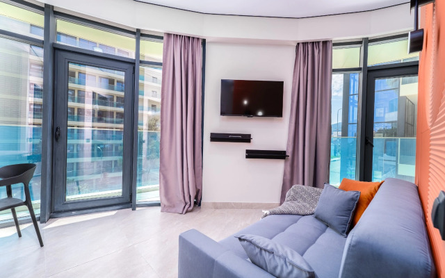 Skay Plaza 3 - So Svoim Plyazhem I Basseynom Apartments