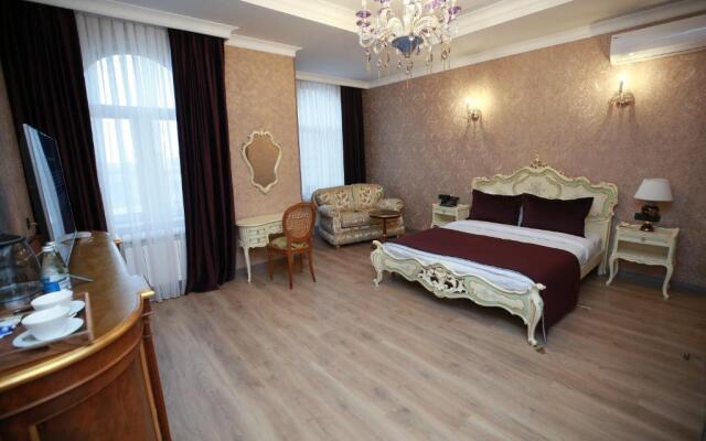 West Inn Hotel Baku