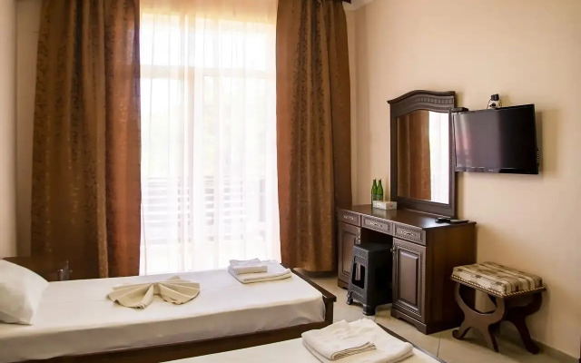 Santorini Guest House