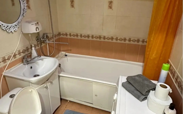 Na Ulitse Leningradskaya 40 Flat