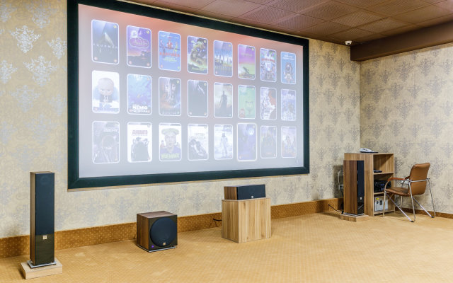 LetooteL Blagoveschenskaya Hotel