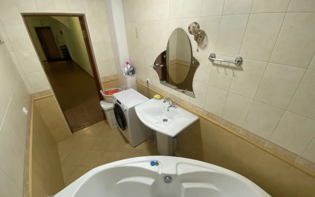 Апартаменты 223 Трёхкомнатные Курзальная 19