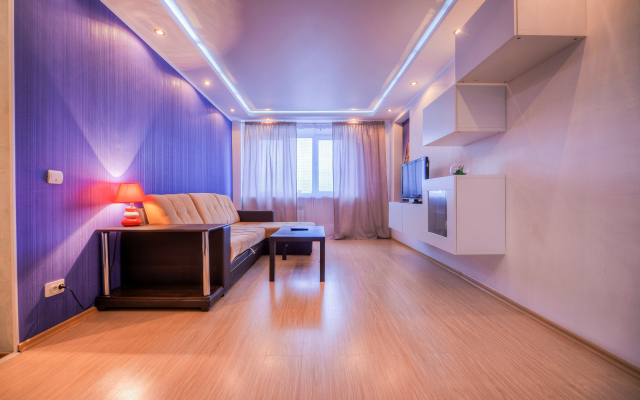 Апартаменты Пять Звёзд на Свободы 141