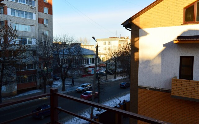 Апартаменты эконом двухкомнатные на Тульской 76