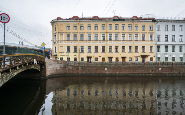 Квартира Welcome Home на Мойке 6 (4-комн.)