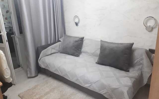 Novostroyka Na Ulitse Kurnatovskogo 8 Apartments